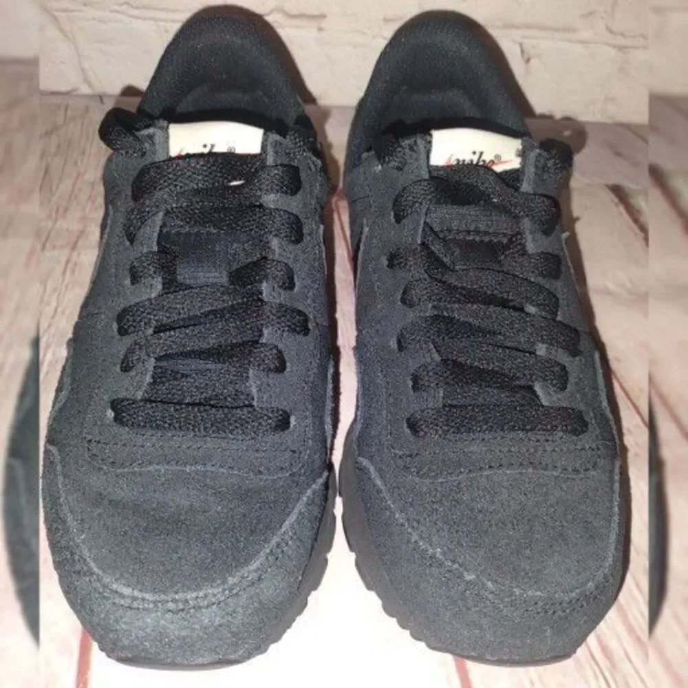 Nike Limited Edition CDG Air Pegasus 83 Gold Size 4